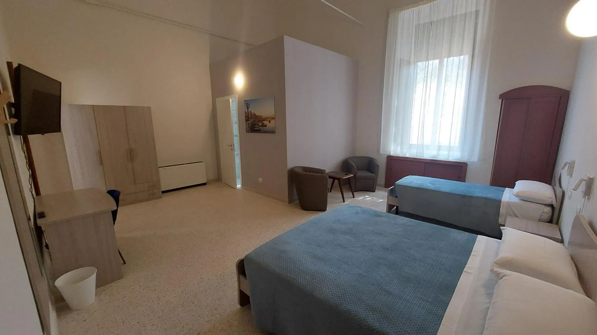 Bed and Breakfast Lupi E Agnelli Bari 0*,