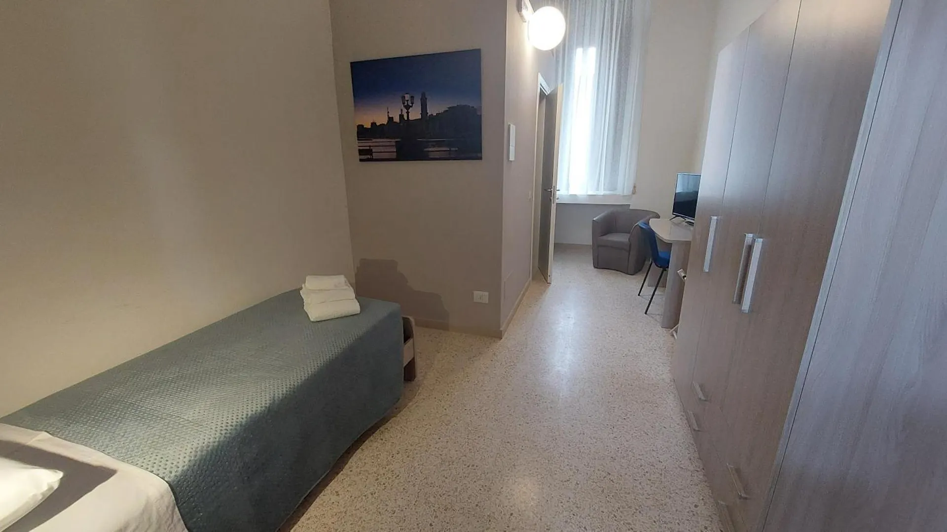 Bed and Breakfast Lupi E Agnelli Bari 0*,